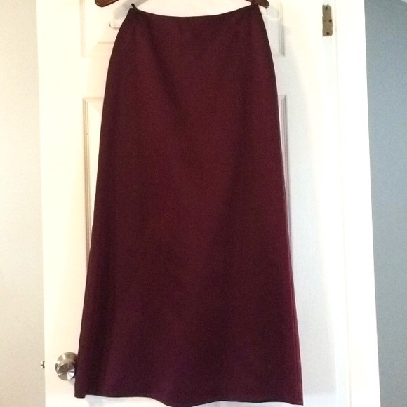 Burgundy Taffeta A-line Skirt Size 6 - Picture 2 of 2